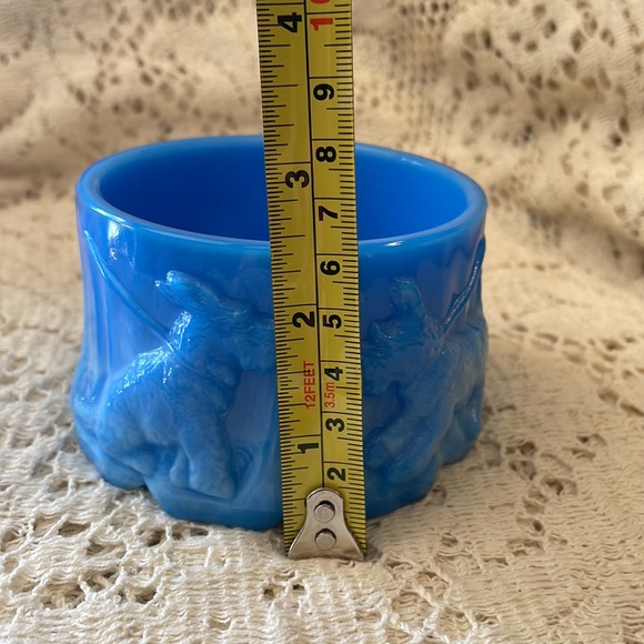 Vintage Blue Milk Glass Akro Agate Powder Box - Picture 5 of 6